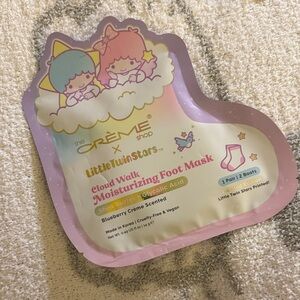 The Crème Shop x Little Twin Stars Cloud Walk Moisturizing Foot Mask - Pink